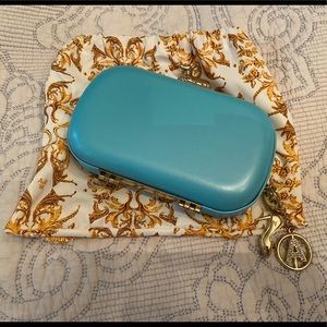 Anna Dello Russo HM clutch